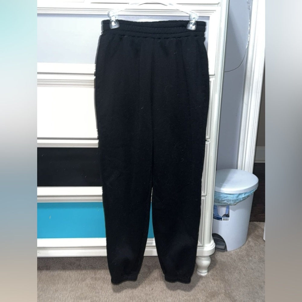 Women’s Black Sweatpants